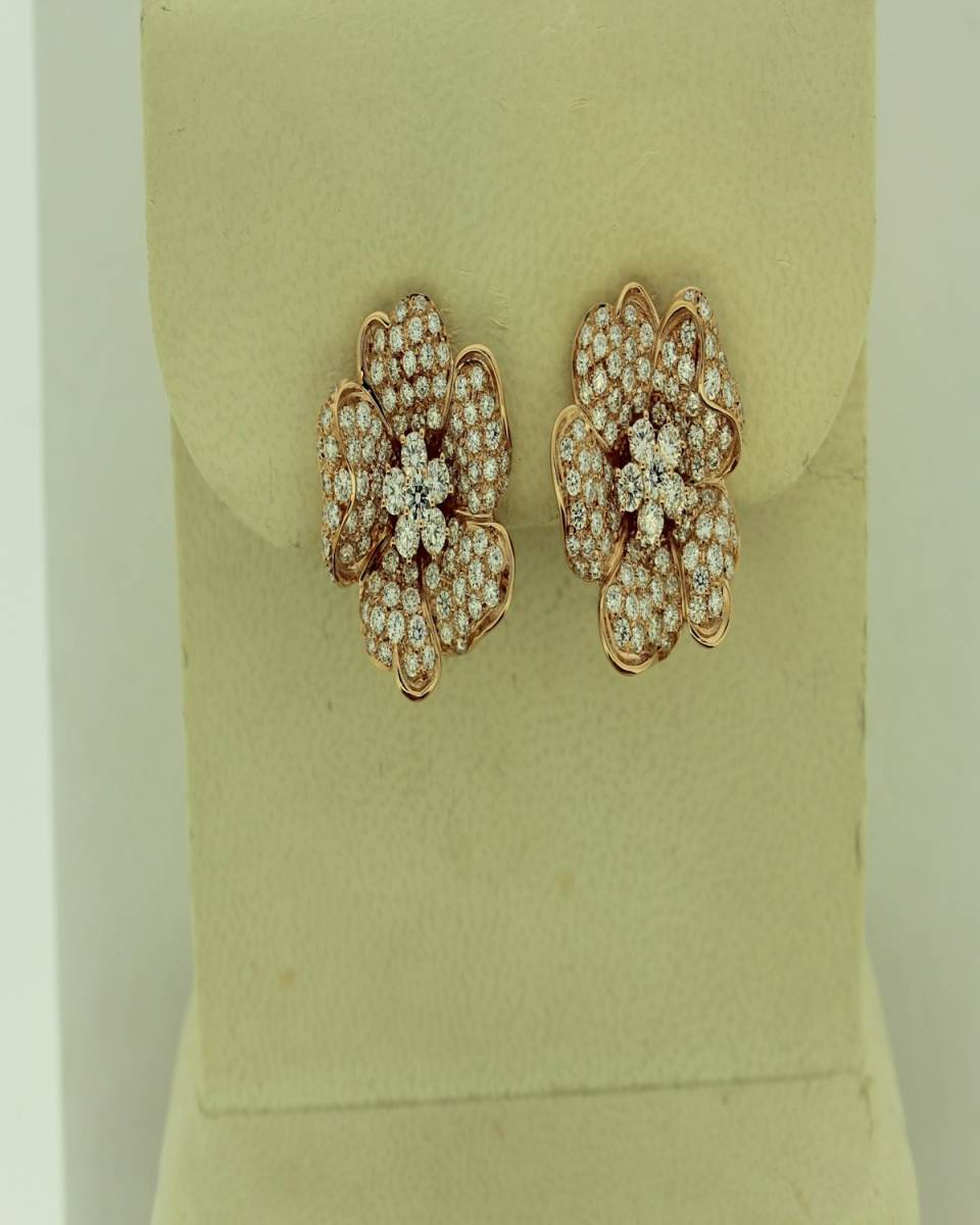 18KRG PAVE DIA=4.68CT MED SZ